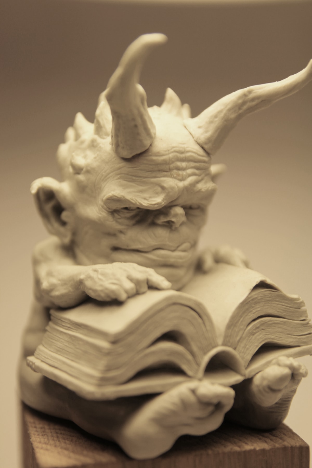 the-archivist-demon8